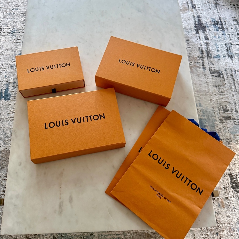 Authentic Louis Vuitton Boxes & Bags. smoke free home!